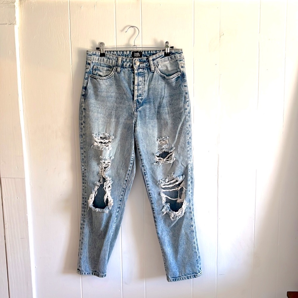 Simple Society Acid Wash Crop Jeans Size 9/29